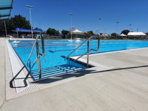 Murray Bridge Swimming Centre - main pool completion