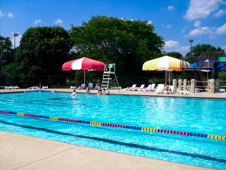 Aquatic Rec & Public Pools-BryanParkPool(Liner-pre)_410-fix